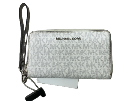 Wallet Designer By Michael Kors  Size: Medium For Sale