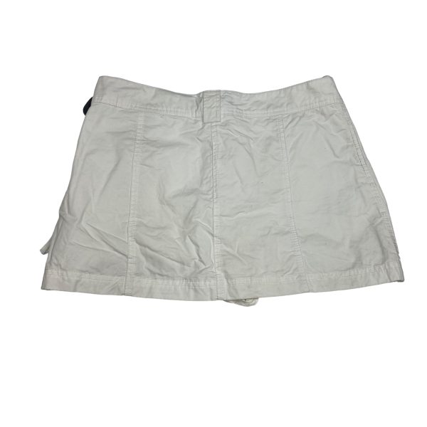 White Skirt Mini & Short Zara, Size M For Sale